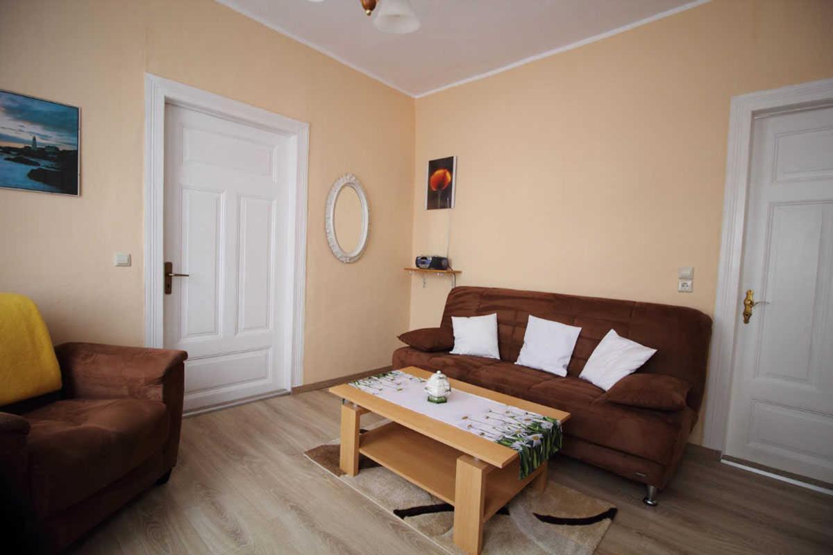 Ferienwohnung Thurk Sassnitz Bagian luar foto